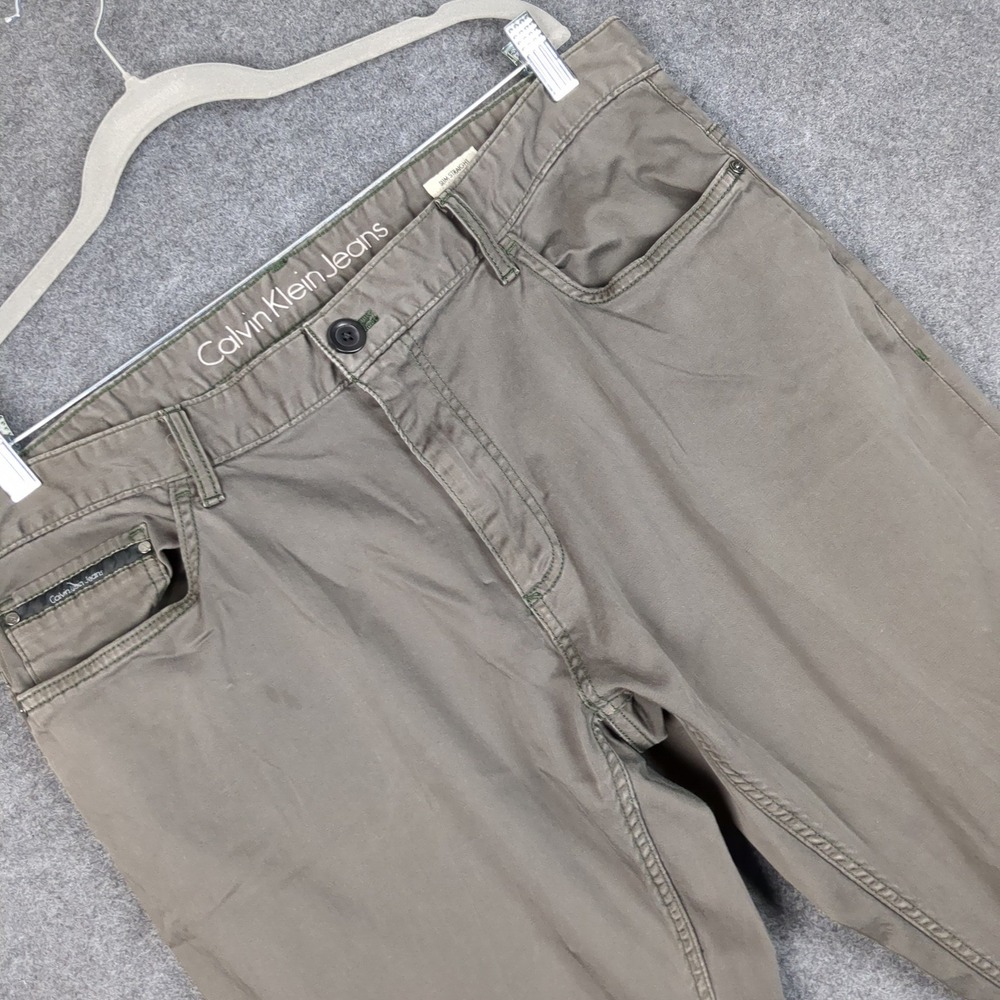 Calvin Klein Jeans Mens 38x30 Slim Straight Leg Pants Olive Green Taupe Chino